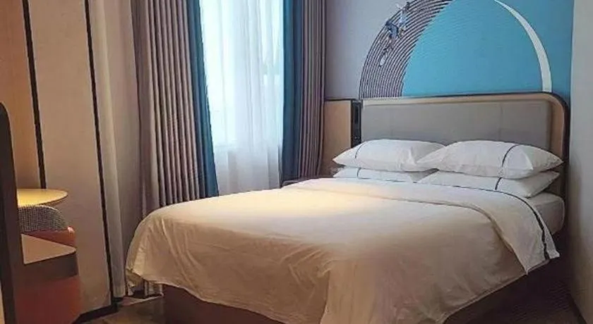 Bed in City Comfort Inn Yulin Bobai Pedestrian Street