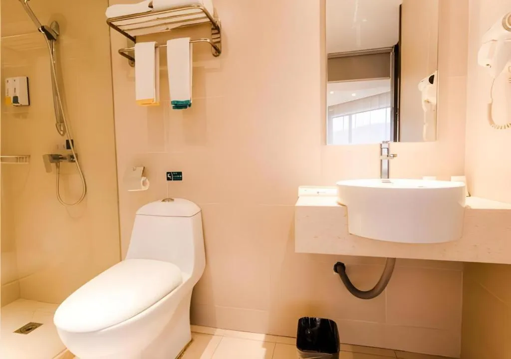 City Comfort Inn Chibi Railway Station