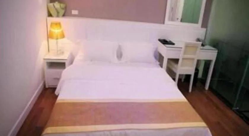 Bed in Hanoi Milan Hotel