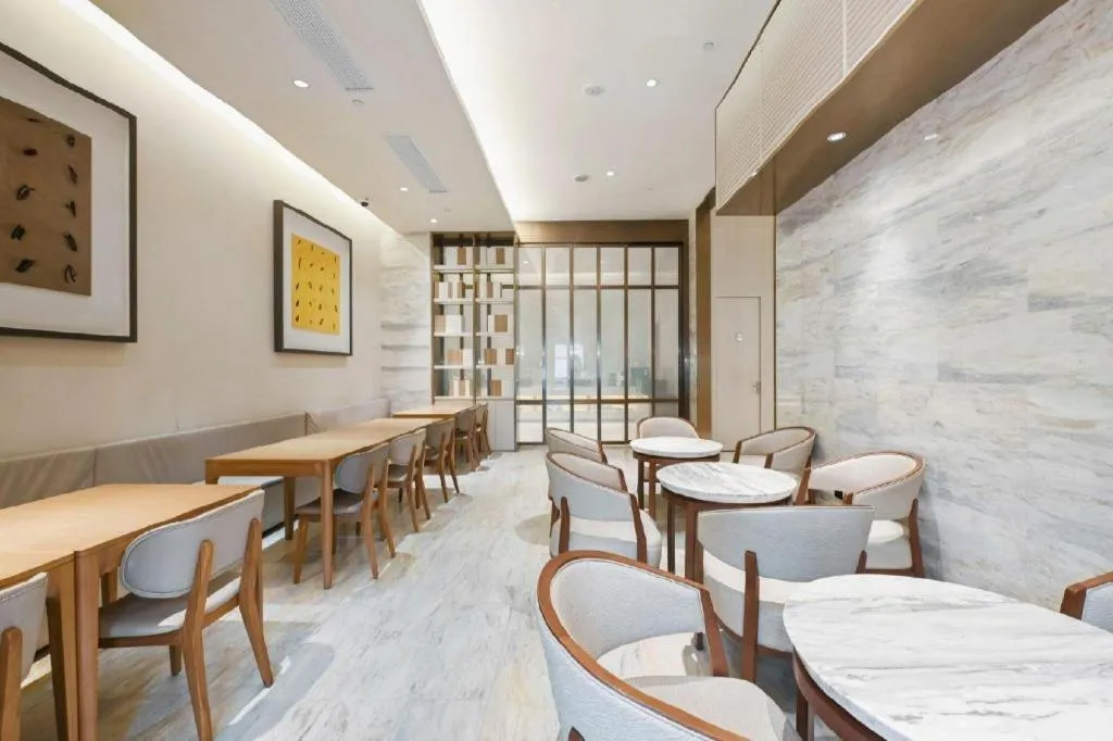 JI Hotel Shanghai Hongqiao Yan'an Xi Road