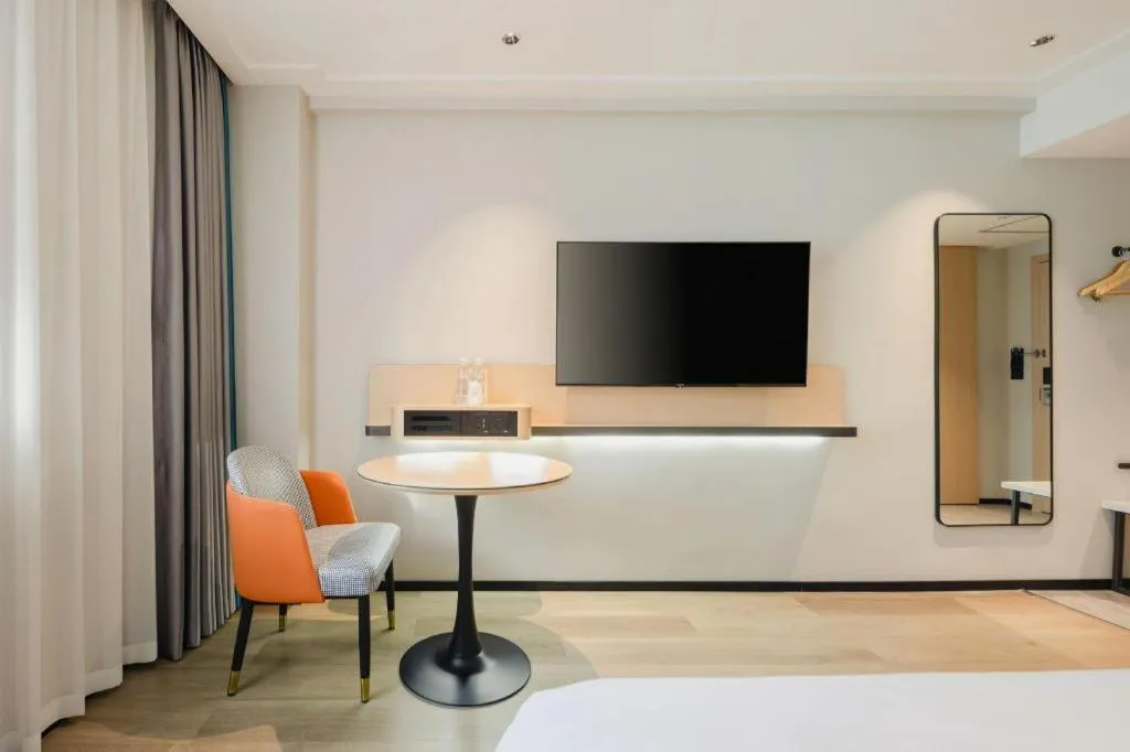 Bed in City Comfort Inn Wuzhou Wangcheng Square