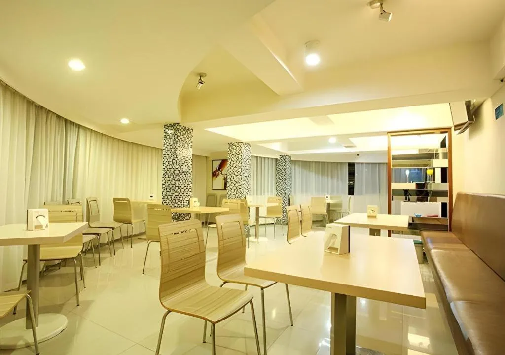 City Comfort Inn Wuzhou Wangcheng Square