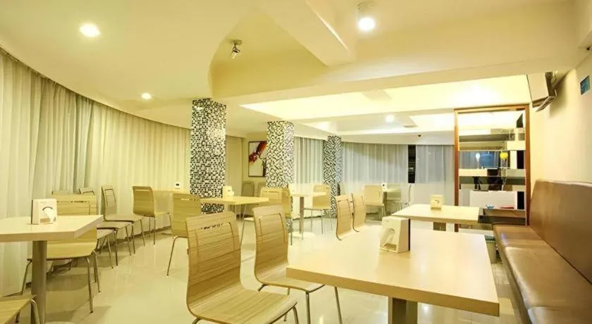 City Comfort Inn Wuzhou Wangcheng Square