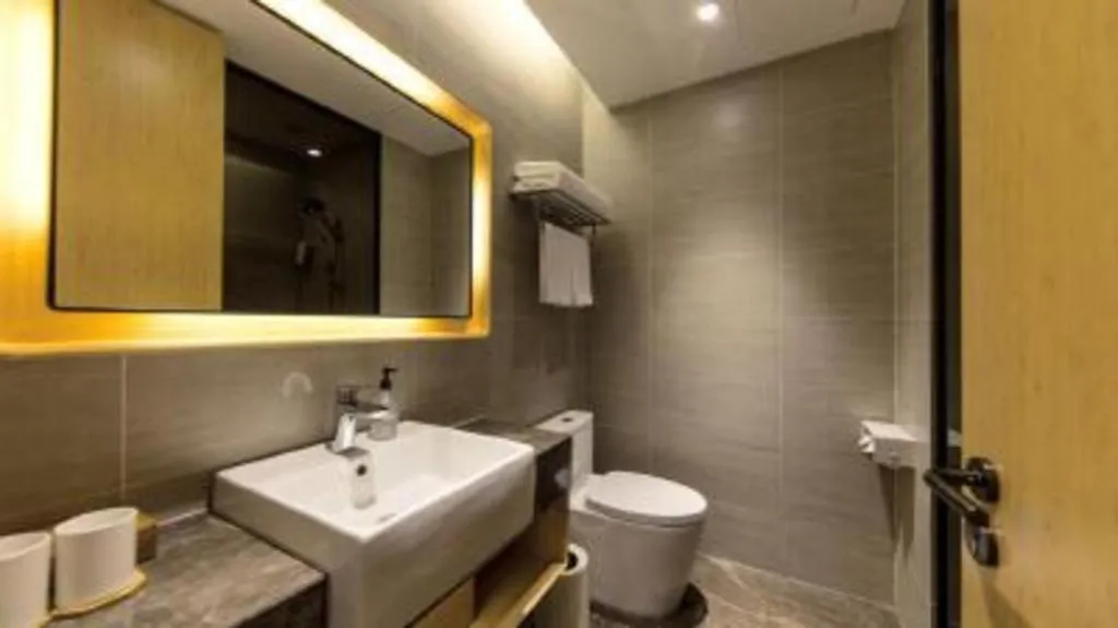 JI Hotel Dalian Xinghai Park