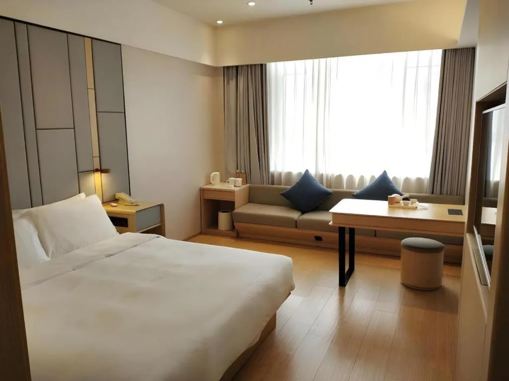 JI Hotel Dalian Xinghai Park