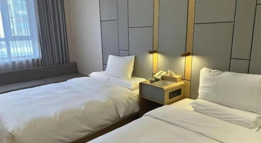 JI Hotel Dalian Xinghai Park