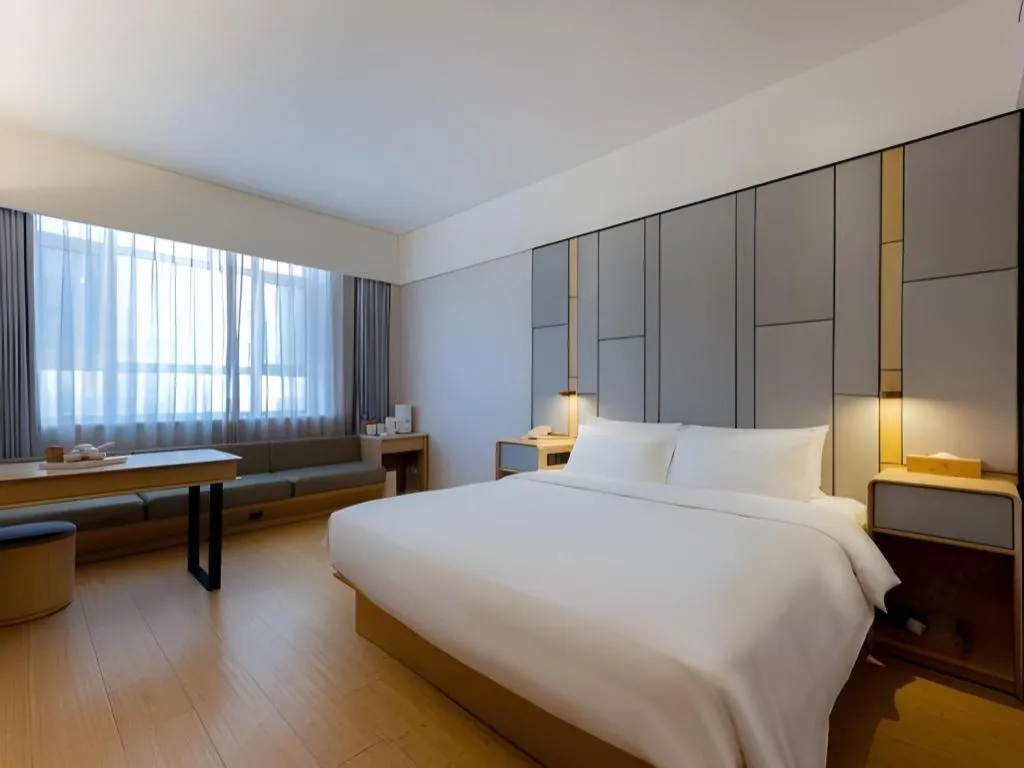 JI Hotel Dalian Xinghai Park