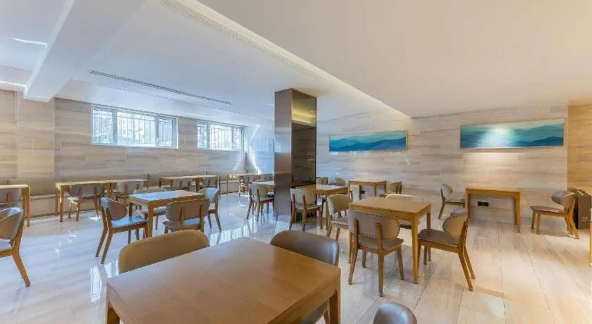 JI Hotel Dalian Xinghai Park