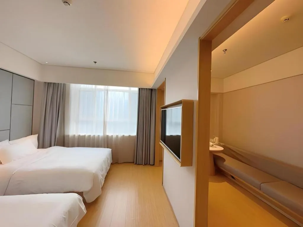 JI Hotel Dalian Xinghai Park