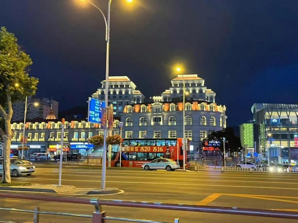 JI Hotel Dalian Xinghai Park
