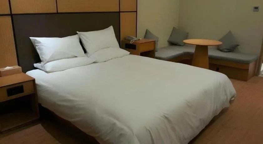 JI Hotel Hangzhou Xihu Fengqi Road