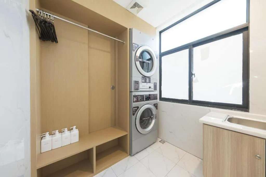 JI Hotel Hangzhou Xihu Fengqi Road