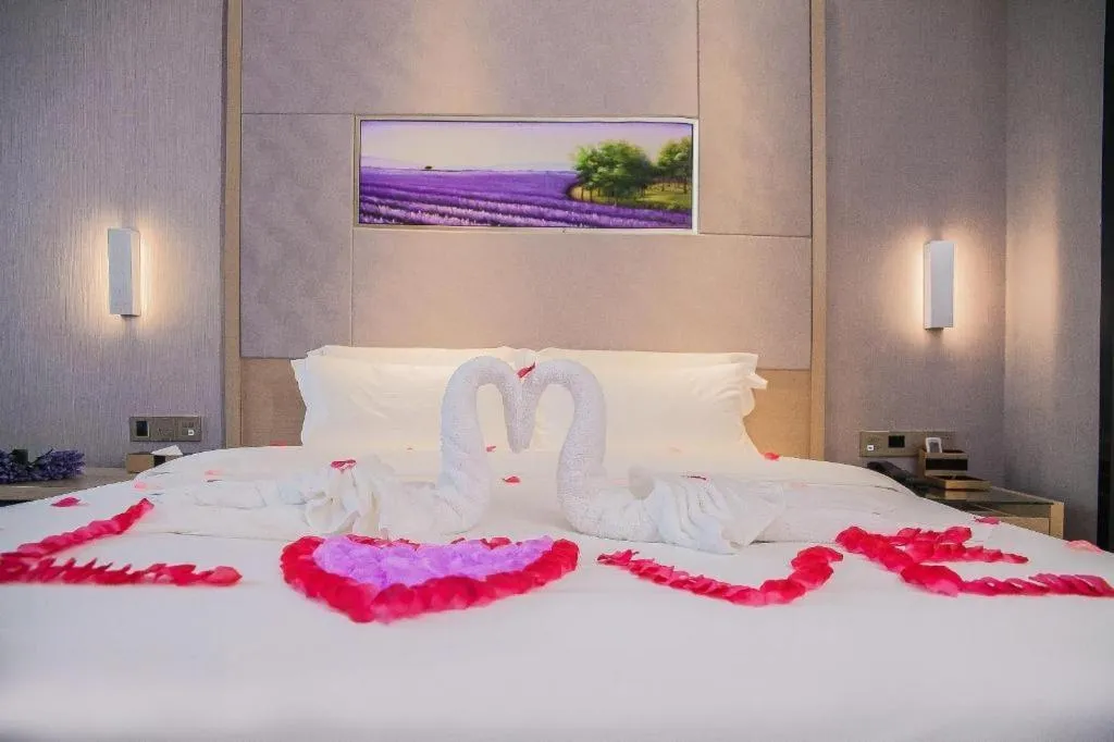 Bed in Lavande Hotel Jinzhou Gong'an RT-Mart Chinese Medicine Hospital