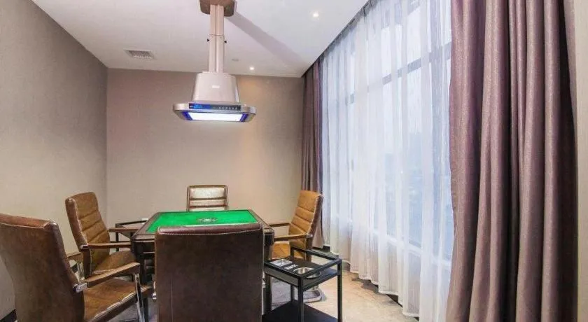 Lavande Hotel Jinzhou Gong'an RT-Mart Chinese Medicine Hospital