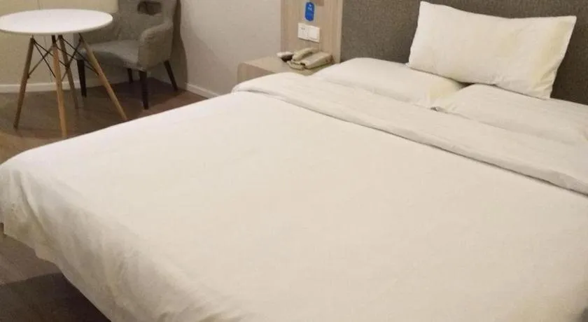 Hanting Hotel Harbin Xidazhi Street