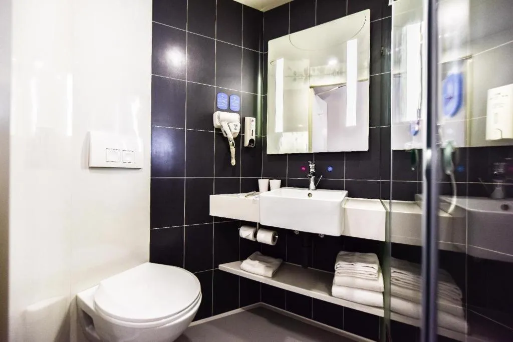 Hanting Hotel Harbin Xidazhi Street