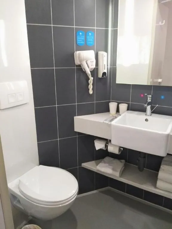 Hanting Hotel Harbin Xidazhi Street