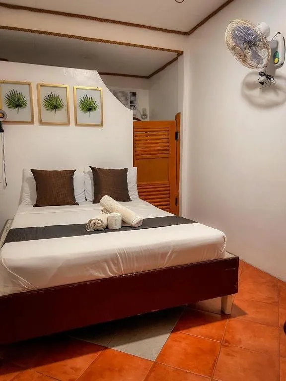 Bed in Harleys Pub and Hotel