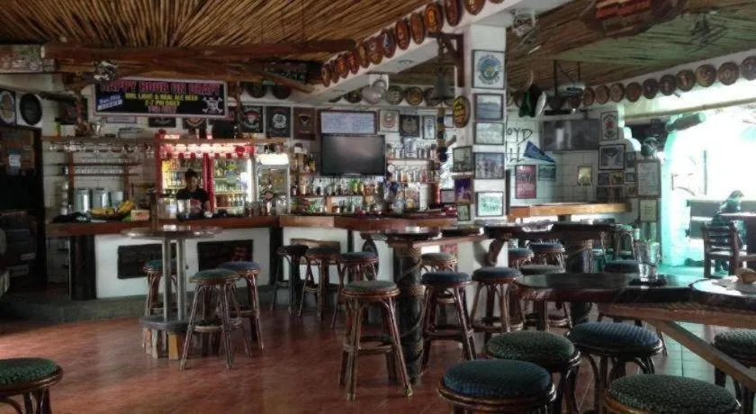 Harleys Pub and Hotel