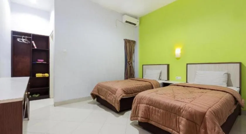 Bed in Zaen Hotel Syariah Solo