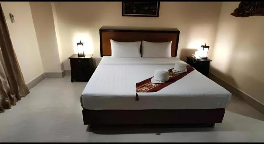 Bed in Rayong Lanna Hotel