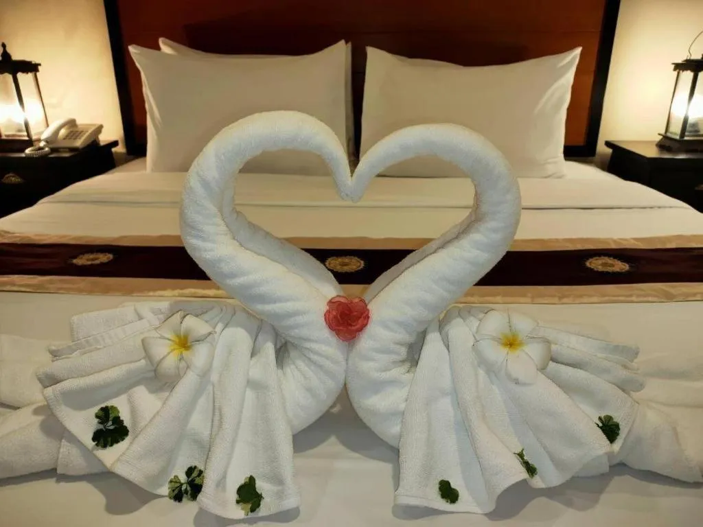 Bed in Rayong Lanna Hotel