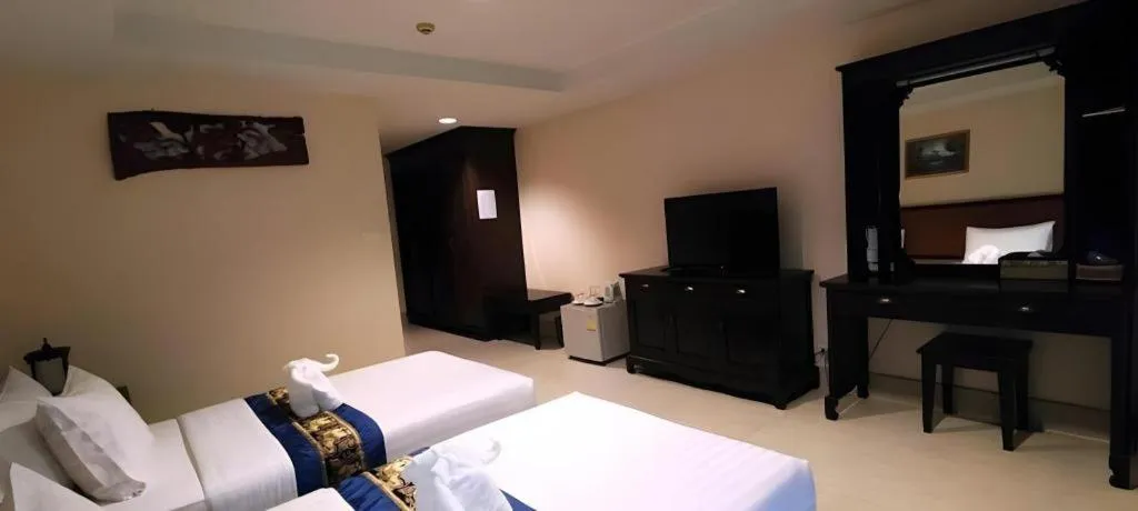 Bed in Rayong Lanna Hotel