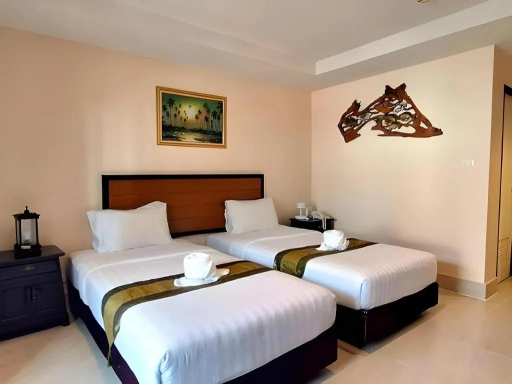 Bed in Rayong Lanna Hotel