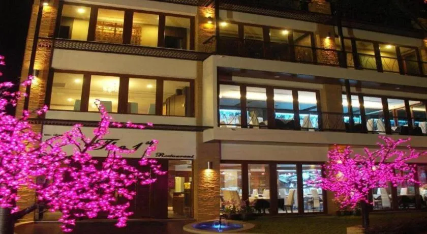 The Residence Airport & Spa Hotel