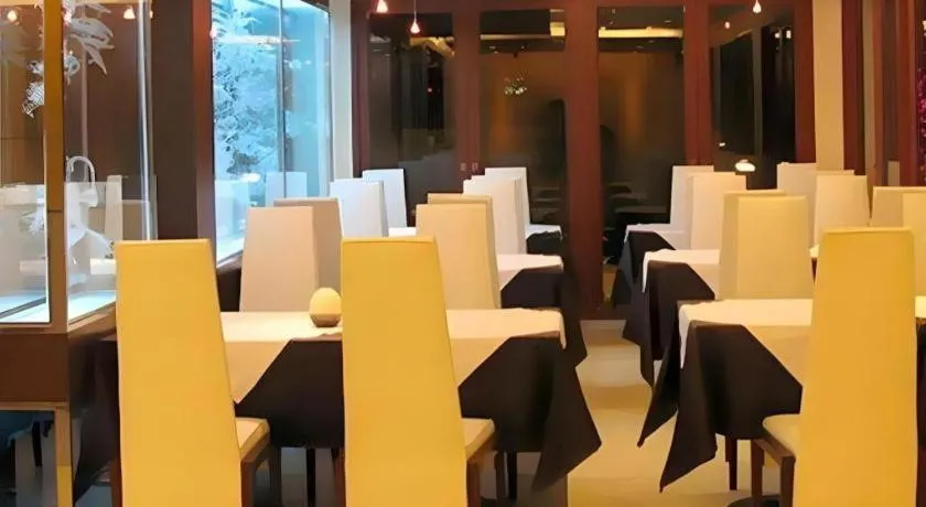 The Residence Airport & Spa Hotel