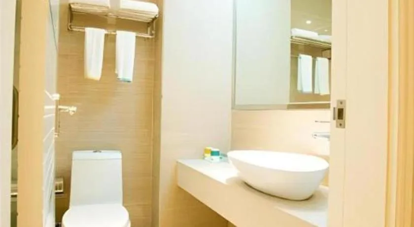 City Comfort Inn Wuhan Badajia Heping Park Metro Station