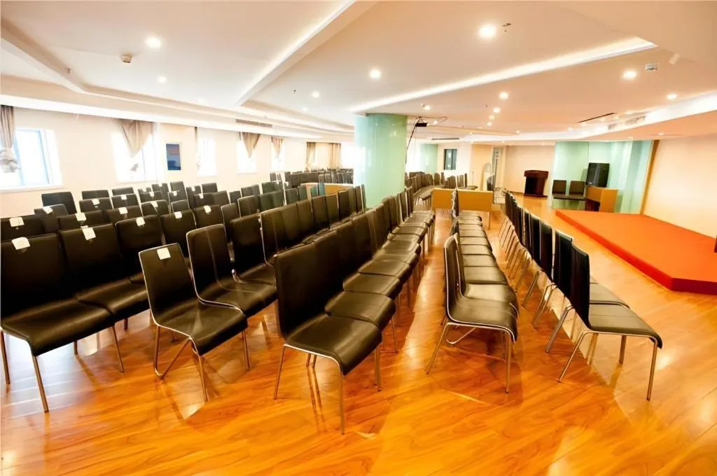 City Comfort Inn Wuhan Badajia Heping Park Metro Station