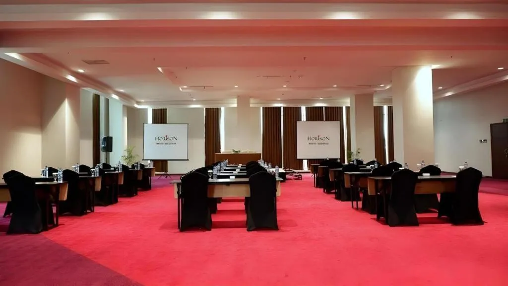 Horison Nindya Semarang