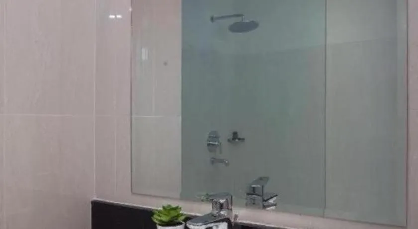 Horison Nindya Semarang