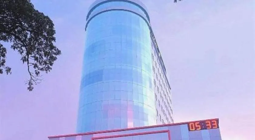 Horison Nindya Semarang