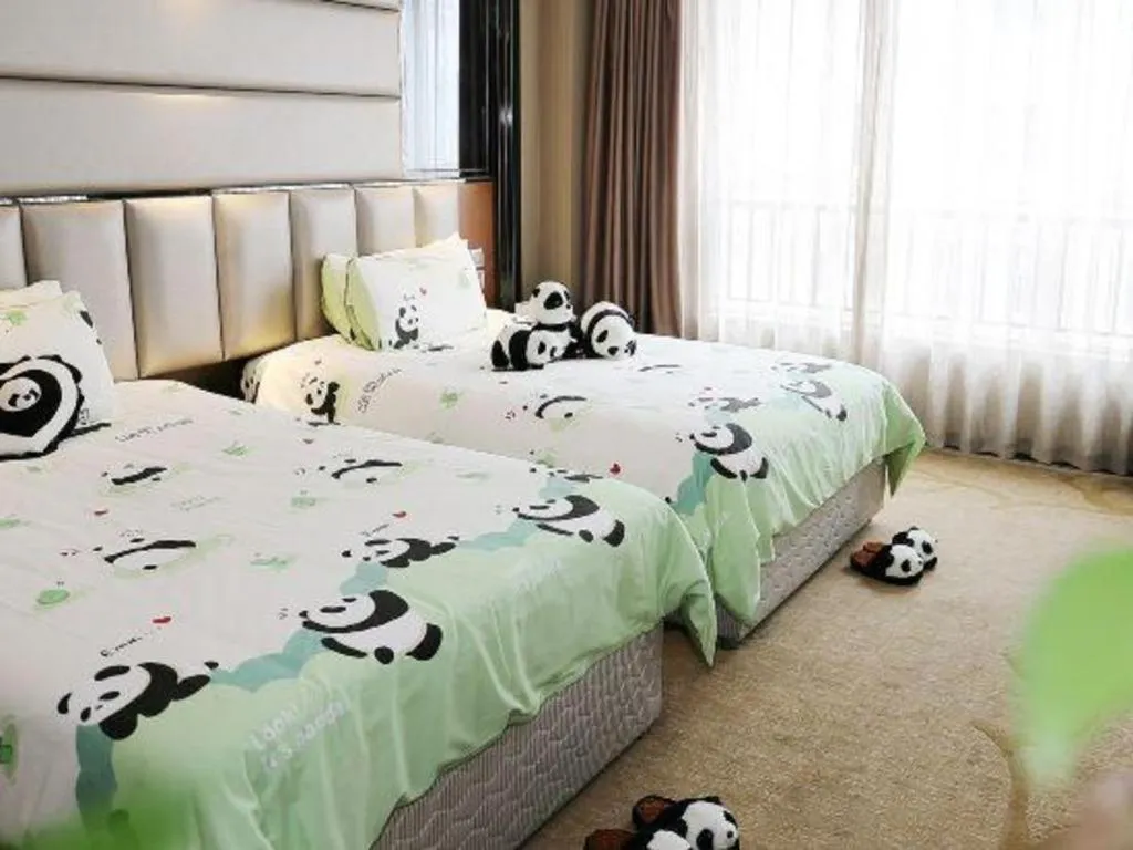 Bed in Liwan International Hotel Chengdu