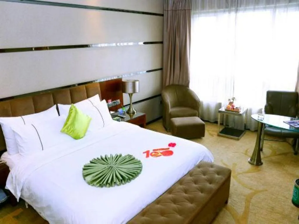 Bed in Liwan International Hotel Chengdu