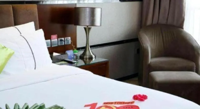 Bed in Liwan International Hotel Chengdu