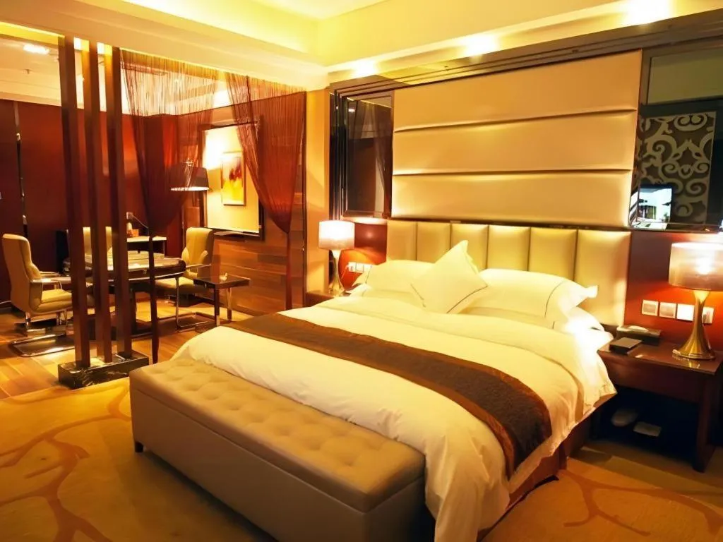 Bed in Liwan International Hotel Chengdu