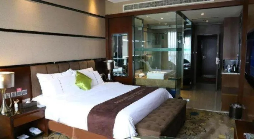 Bed in Liwan International Hotel Chengdu