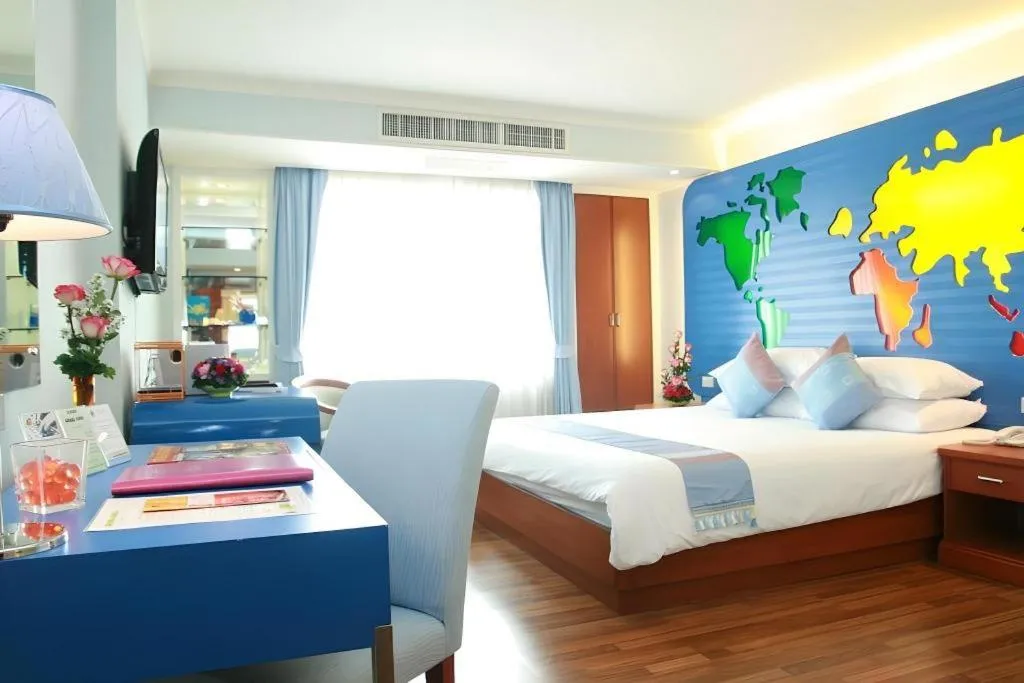 Bed in Hip Hotel Bangkok