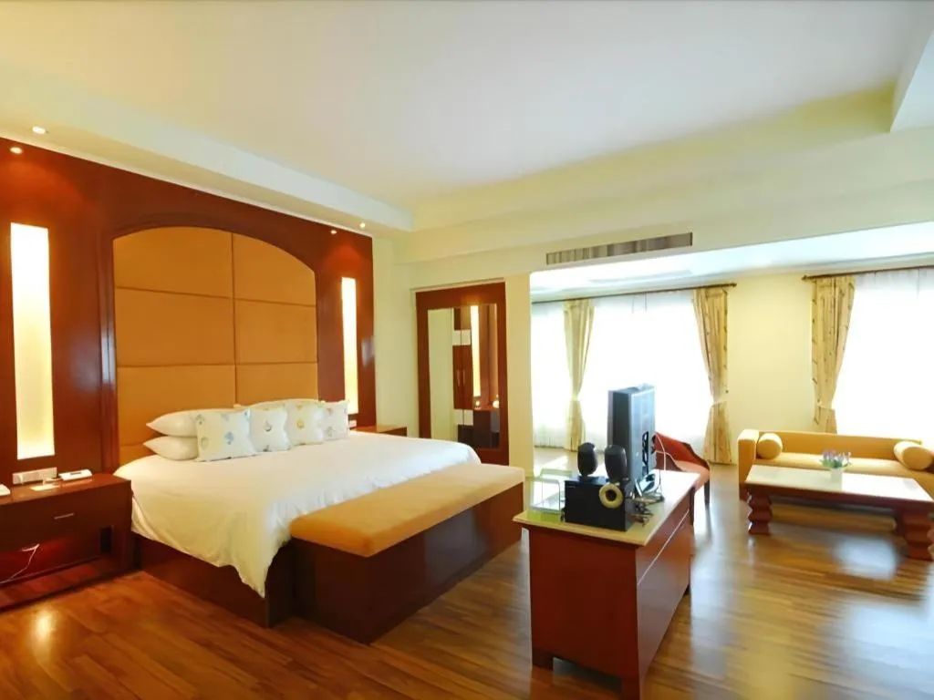 Bed in Hip Hotel Bangkok