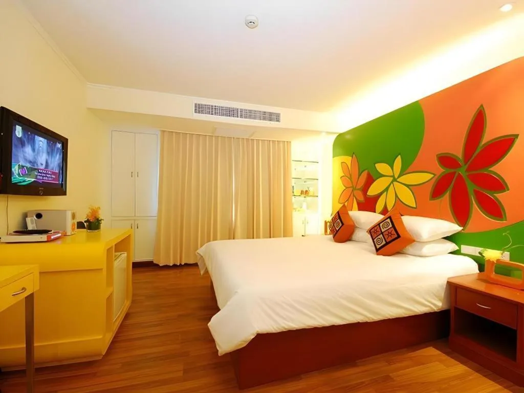 Bed in Hip Hotel Bangkok