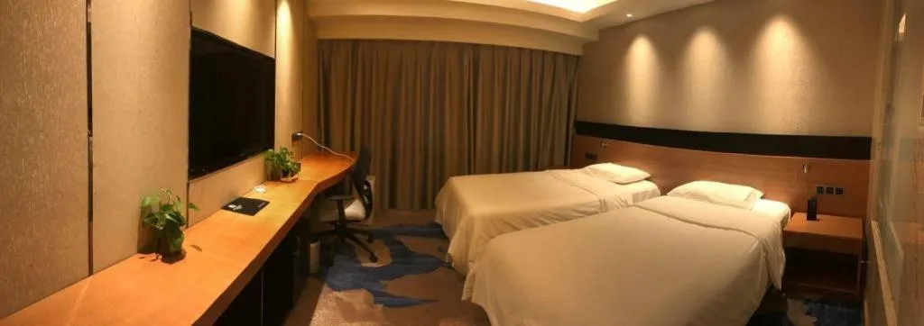 Bed in Yantai Bihai Hotel