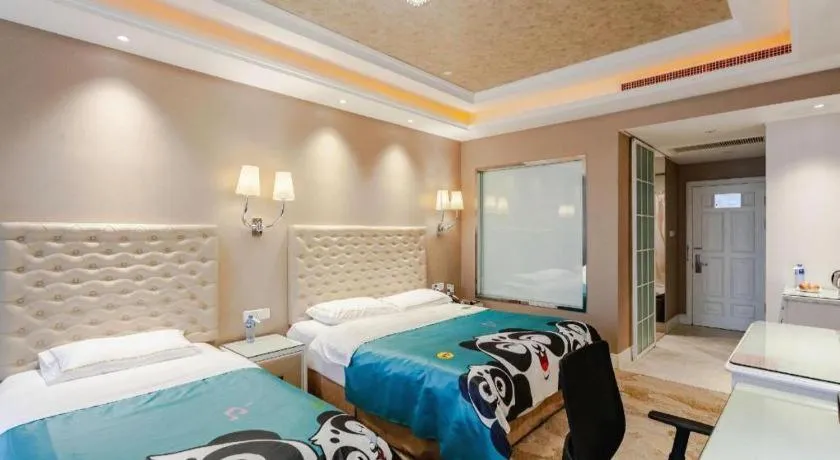 Bed in Yantai Bihai Hotel