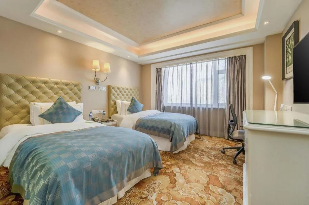 Bed in Yantai Bihai Hotel