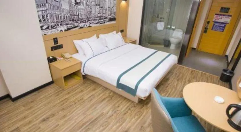 Bed in City Comfort Inn Guigang Tangren Street