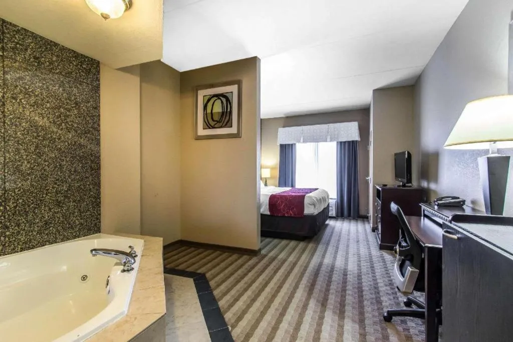 Bed in Comfort Suites