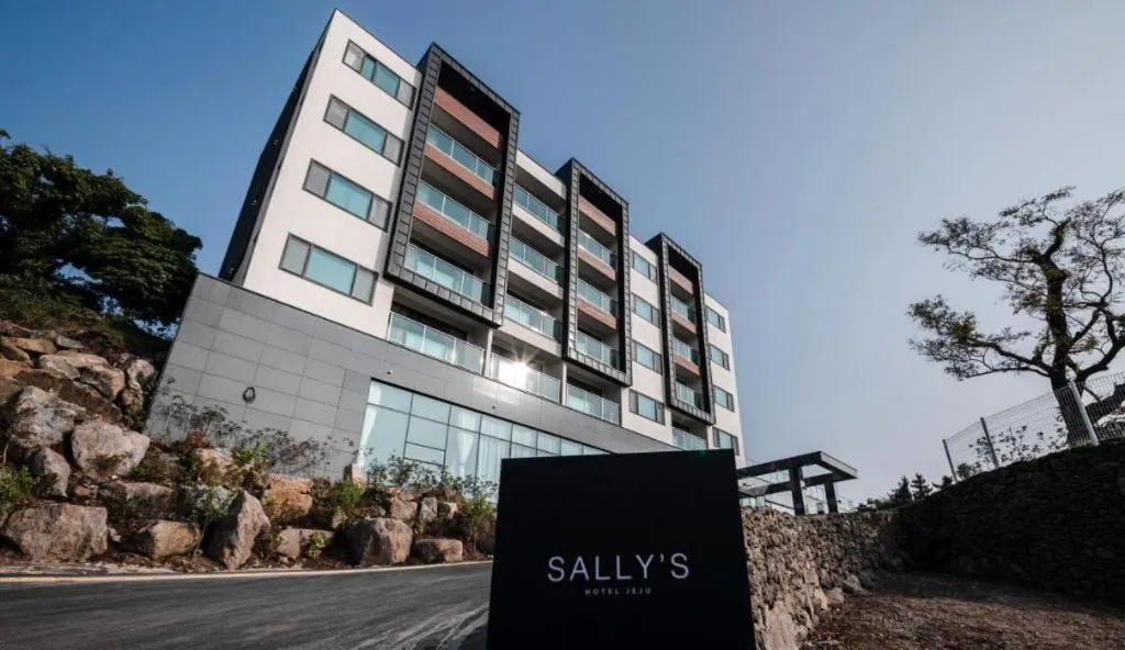 Sallys Jeju Hotel