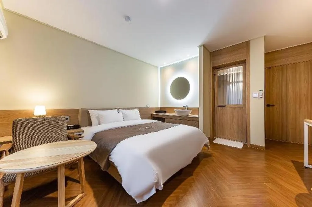 Bed in Hotel Urban Brown